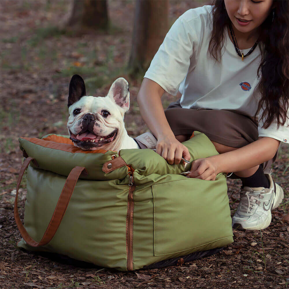 Siège Auto et Lit Rehausseur de Luxe pour Chien en Similicuir